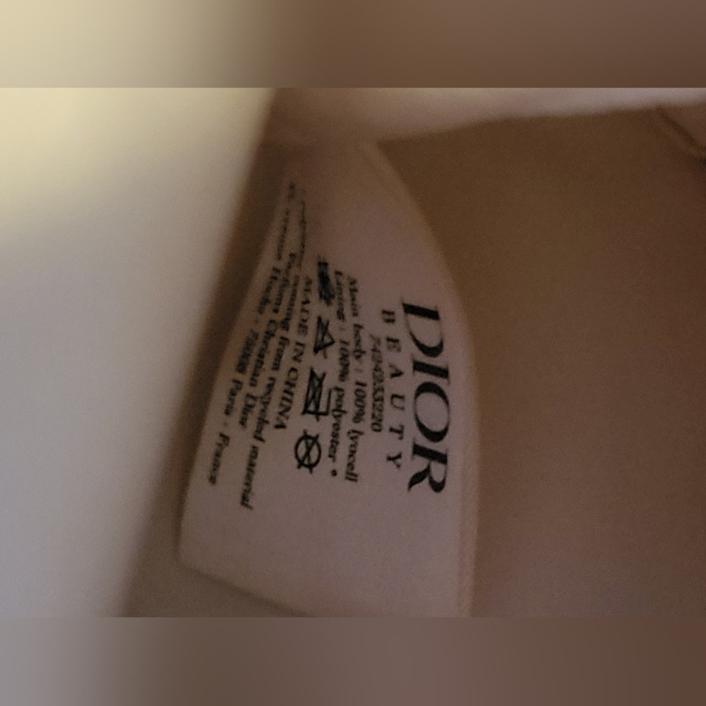 Dior Beaute Drawstring Pouch - Picture 9 of 9